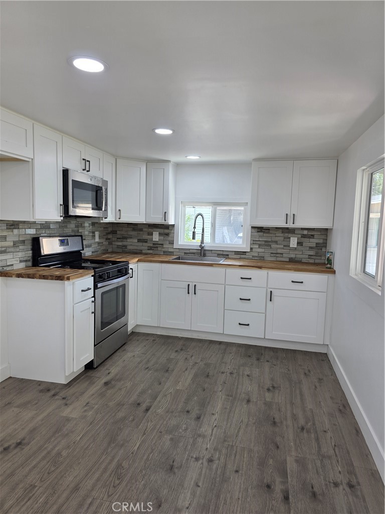 12401 Filmore #637 Street 637