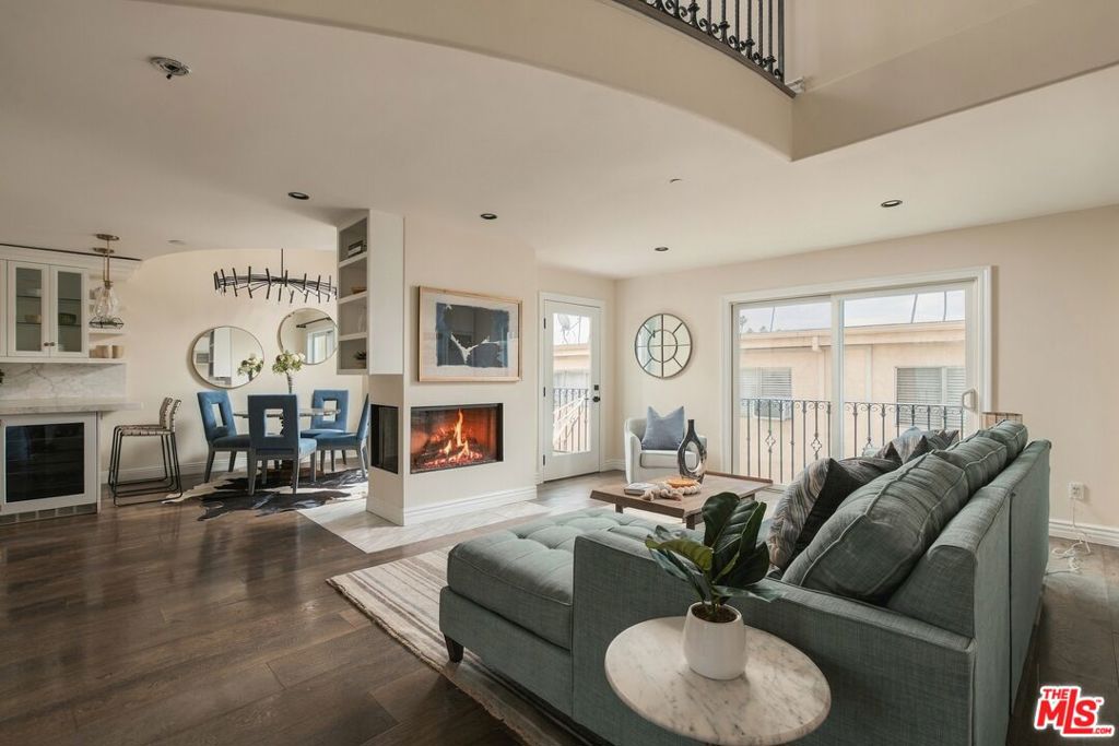 Photo of 837 18th Street #3, Santa Monica, CA 90403 (MLS # 26989961)