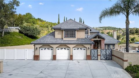 1050 N High Knoll Walnut CA 91789