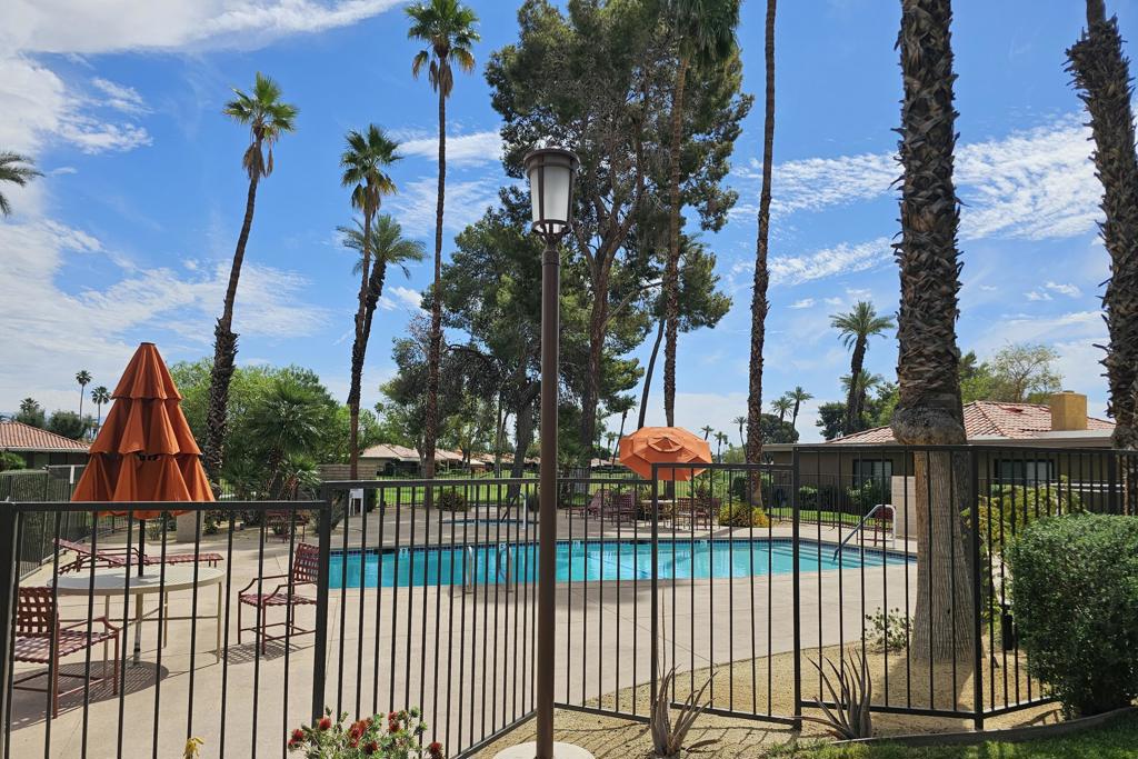Sunrise C.C. - Residential Lease
