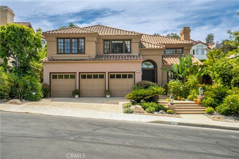 Photo of 24876 Paseo Primario, Calabasas, CA 91302 (MLS # SR26085667)