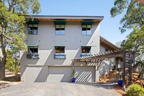 Photo of 30 Minoca Road, Portola Valley, CA 94028 (MLS # ML82061808)