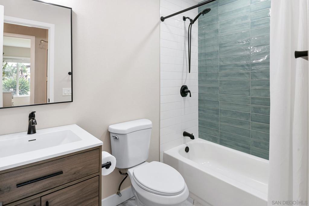 Del Cerro - Residential