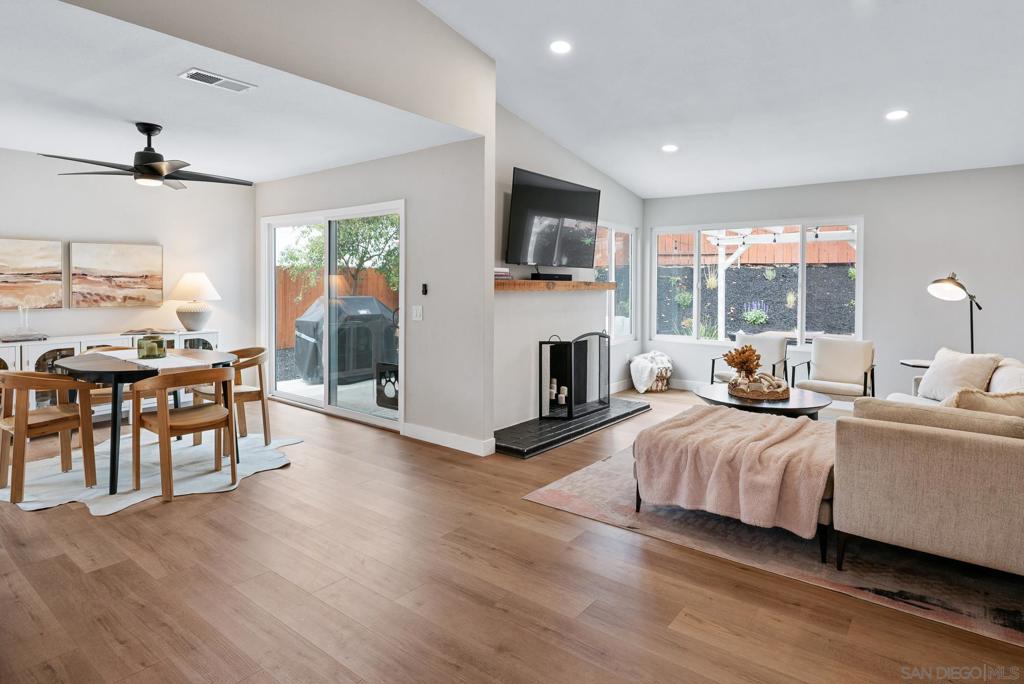 Del Cerro - Residential