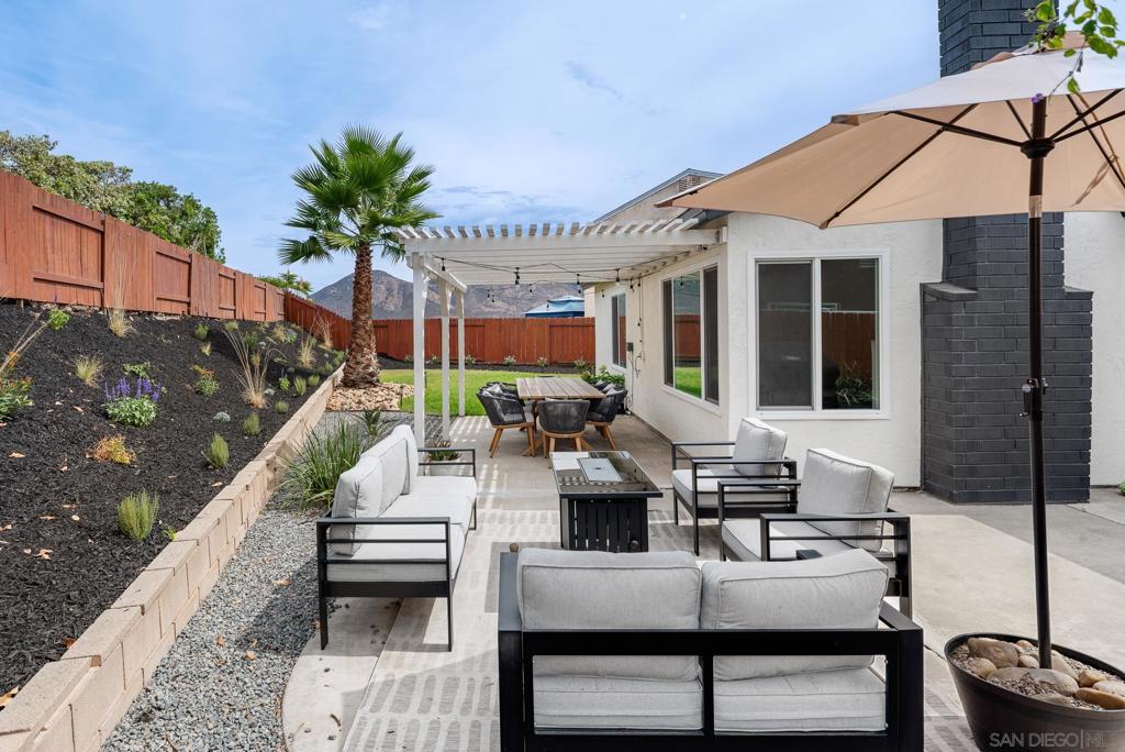 Del Cerro - Residential