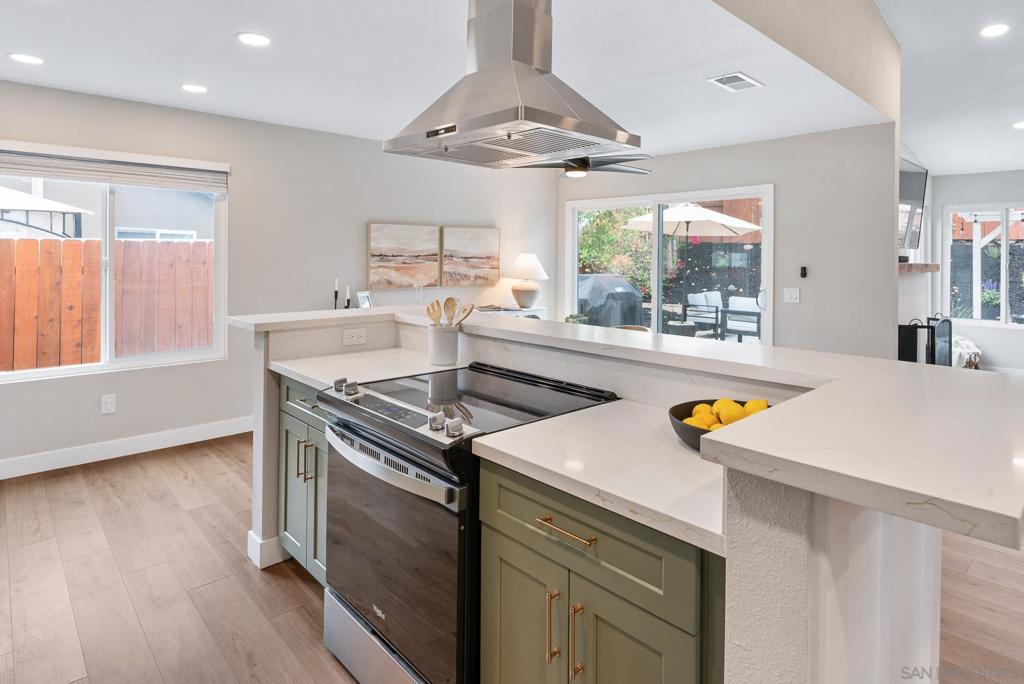 Del Cerro - Residential