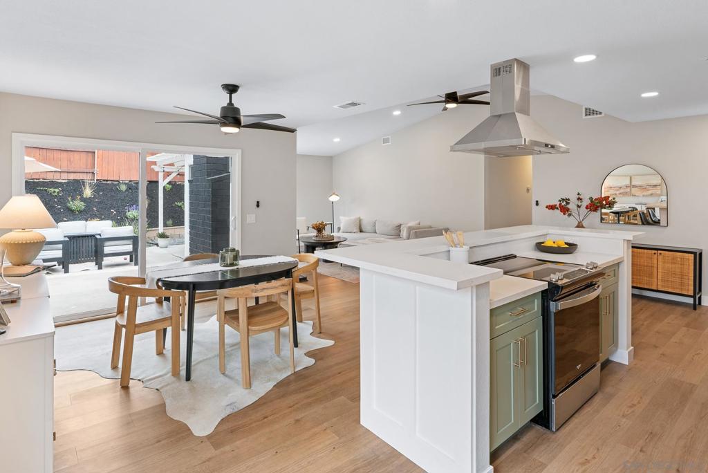 Del Cerro - Residential