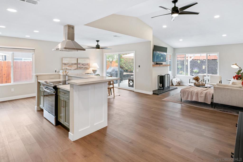 Del Cerro - Residential