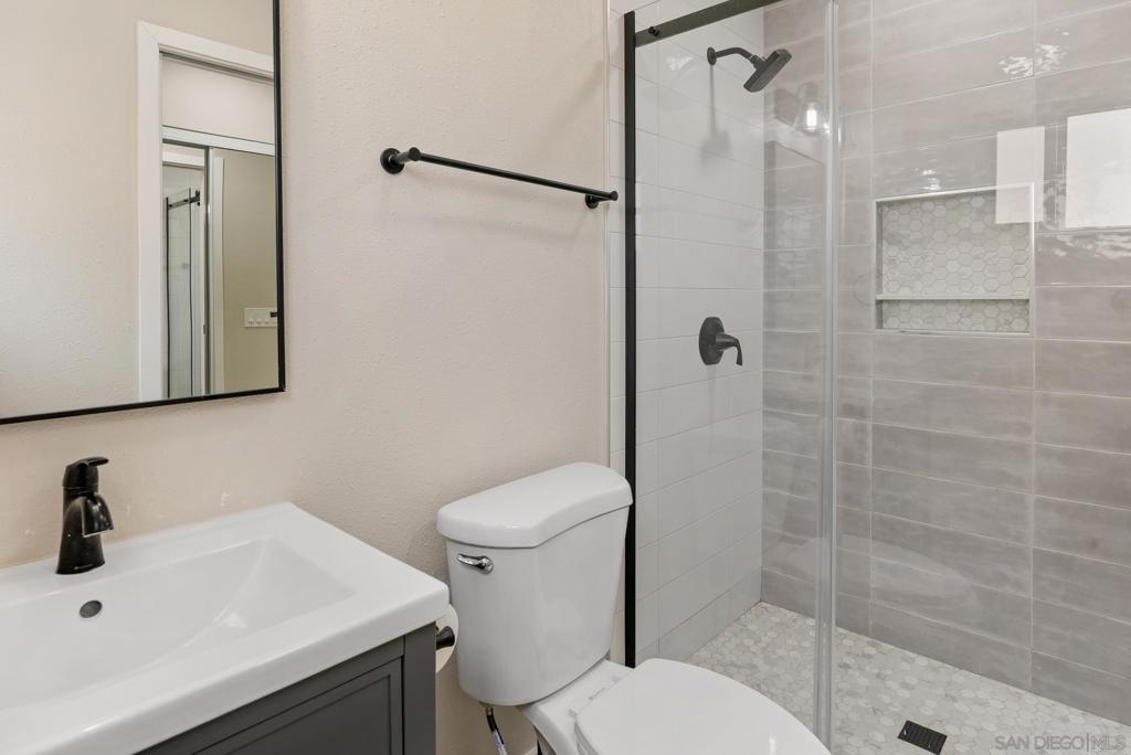 Del Cerro - Residential