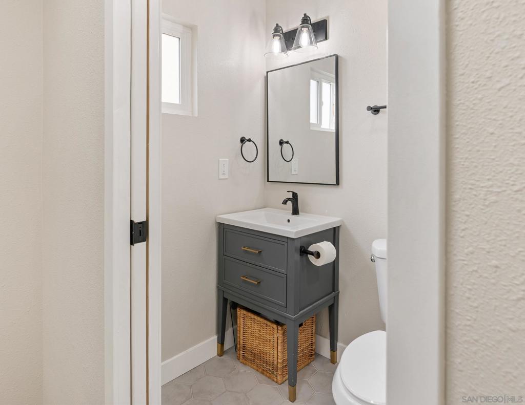 Del Cerro - Residential