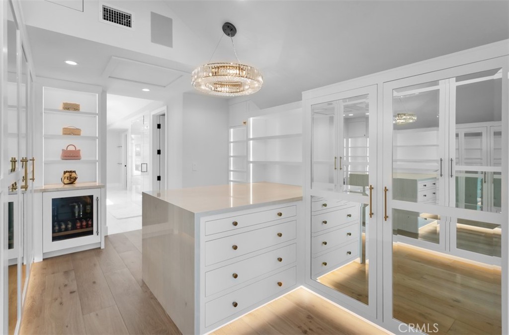 Bayshores (BSHR) - Residential