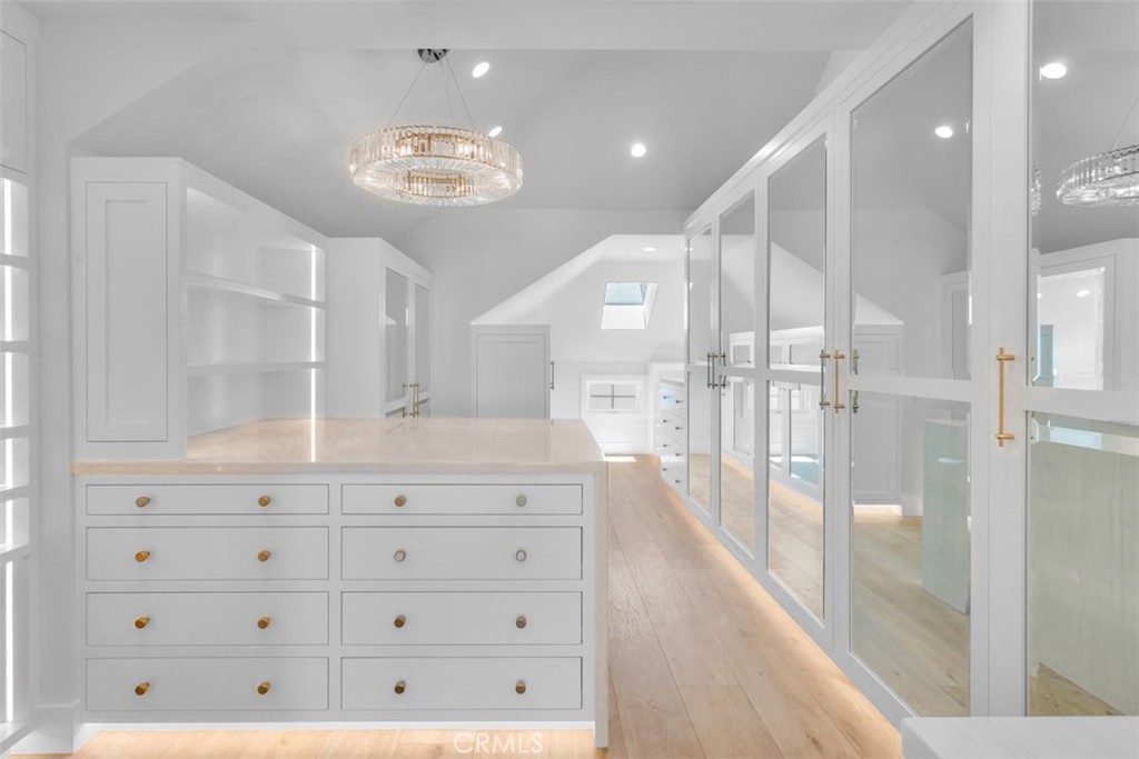 Bayshores (BSHR) - Residential