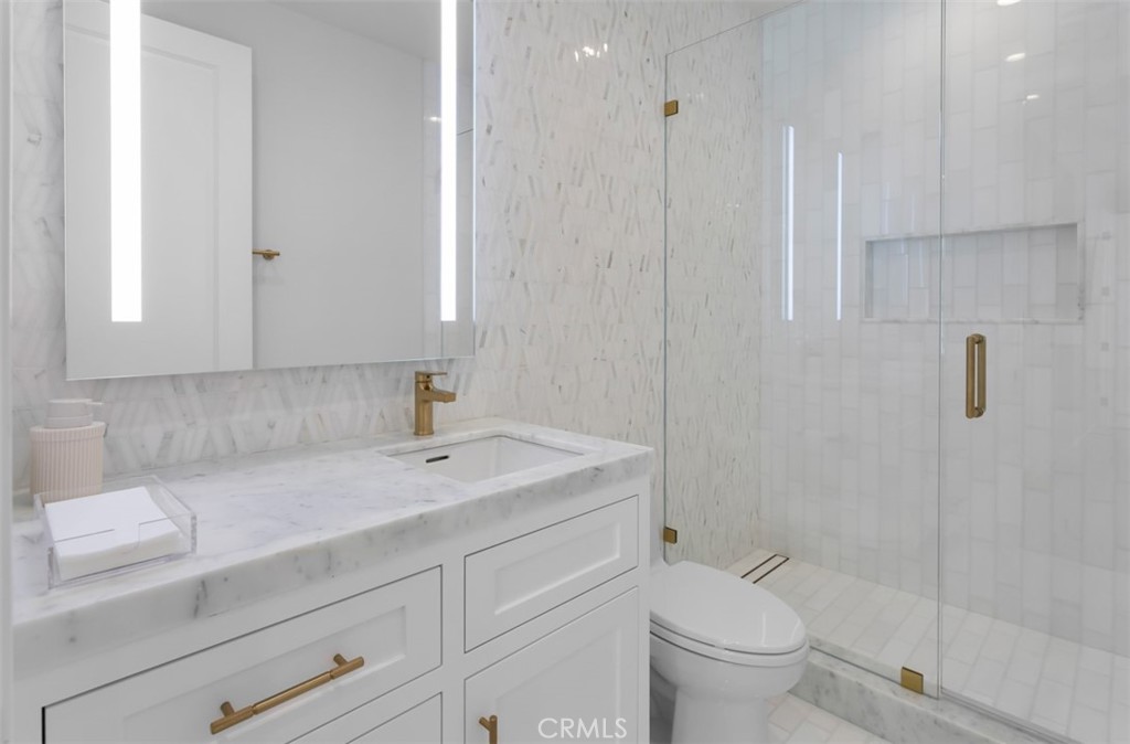 Bayshores (BSHR) - Residential