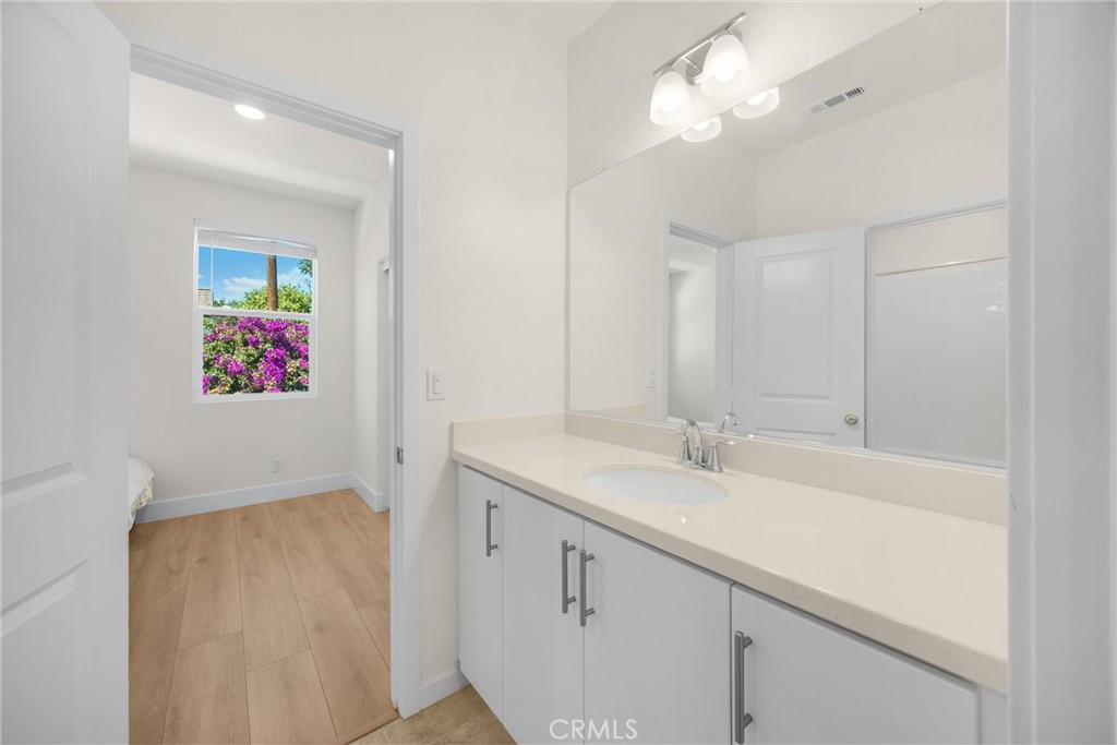 Vista Walk - Residential