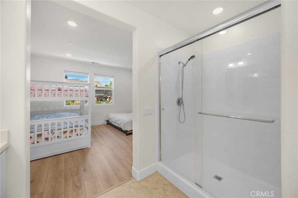 Vista Walk - Residential