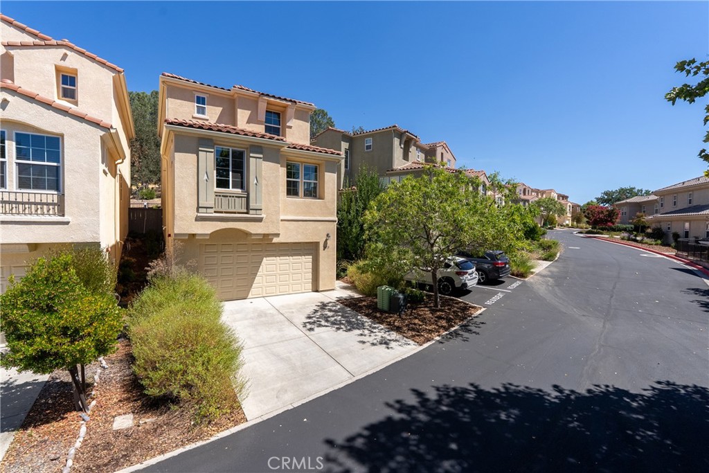 9415 Casa Bella Court