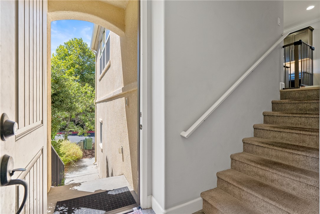 9415 Casa Bella Court