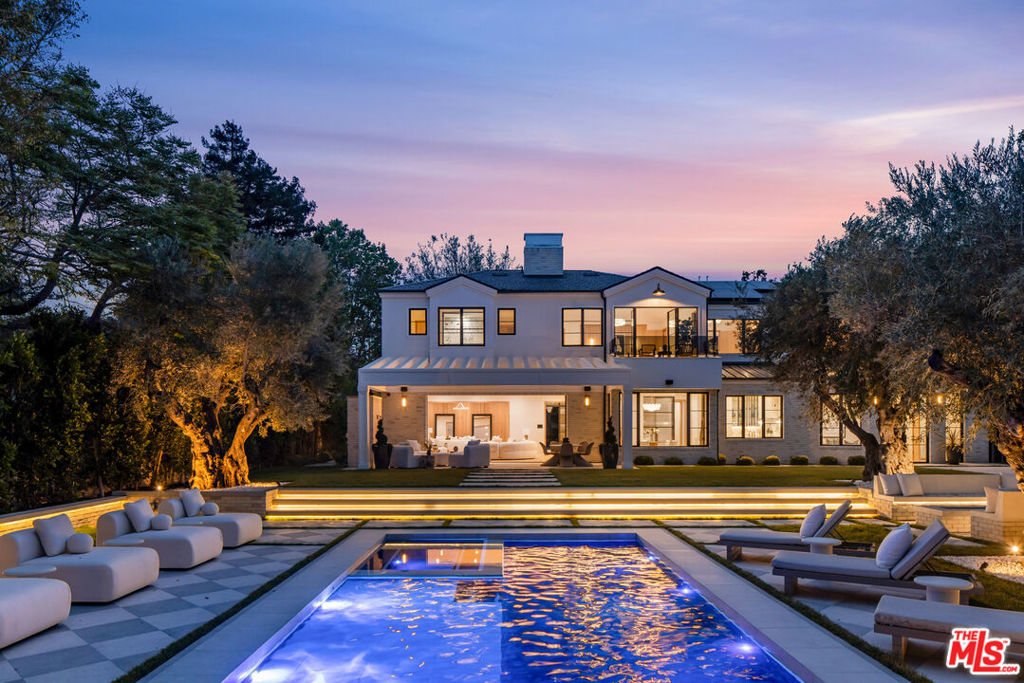 1220 Corsica Drive