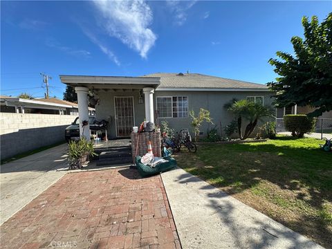 Photo of 14630 S Lime Ave, Compton, CA 90221 (MLS # DW26012699)