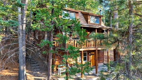 Photo of 25121 Banning Idyllwild Rd, Idyllwild, CA 92549 (MLS # SW26094857)