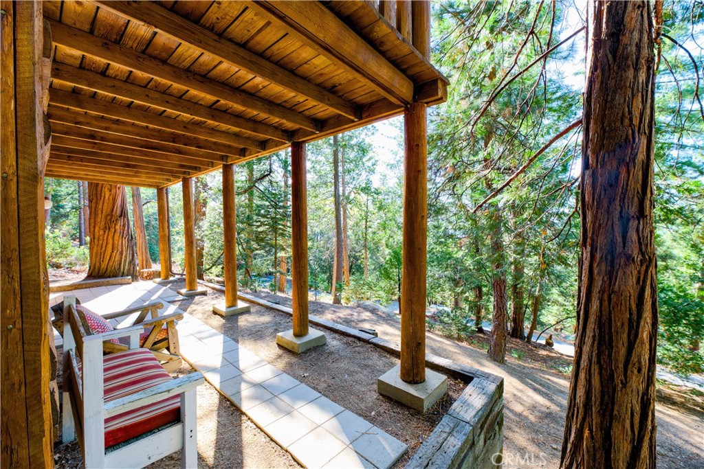 25121 Banning Idyllwild