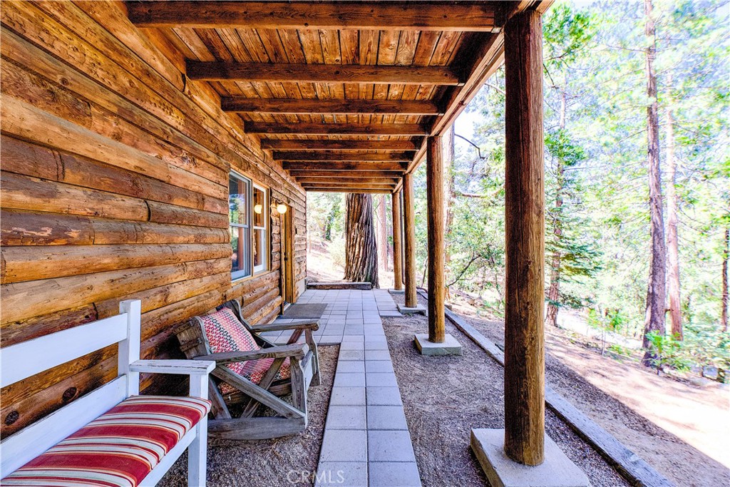 25121 Banning Idyllwild