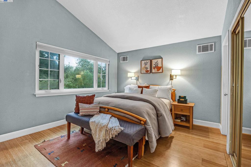 PLEASANT MEADOWS - Residential