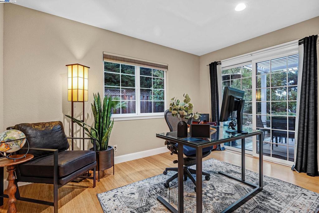 PLEASANT MEADOWS - Residential