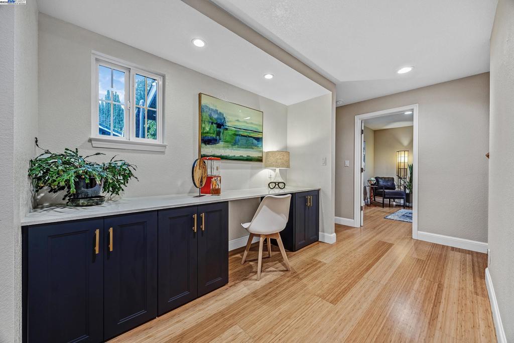 PLEASANT MEADOWS - Residential