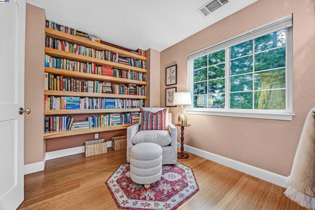 PLEASANT MEADOWS - Residential