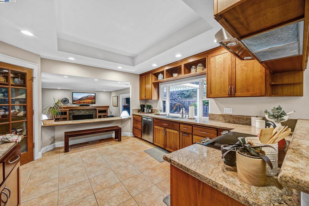 PLEASANT MEADOWS - Residential