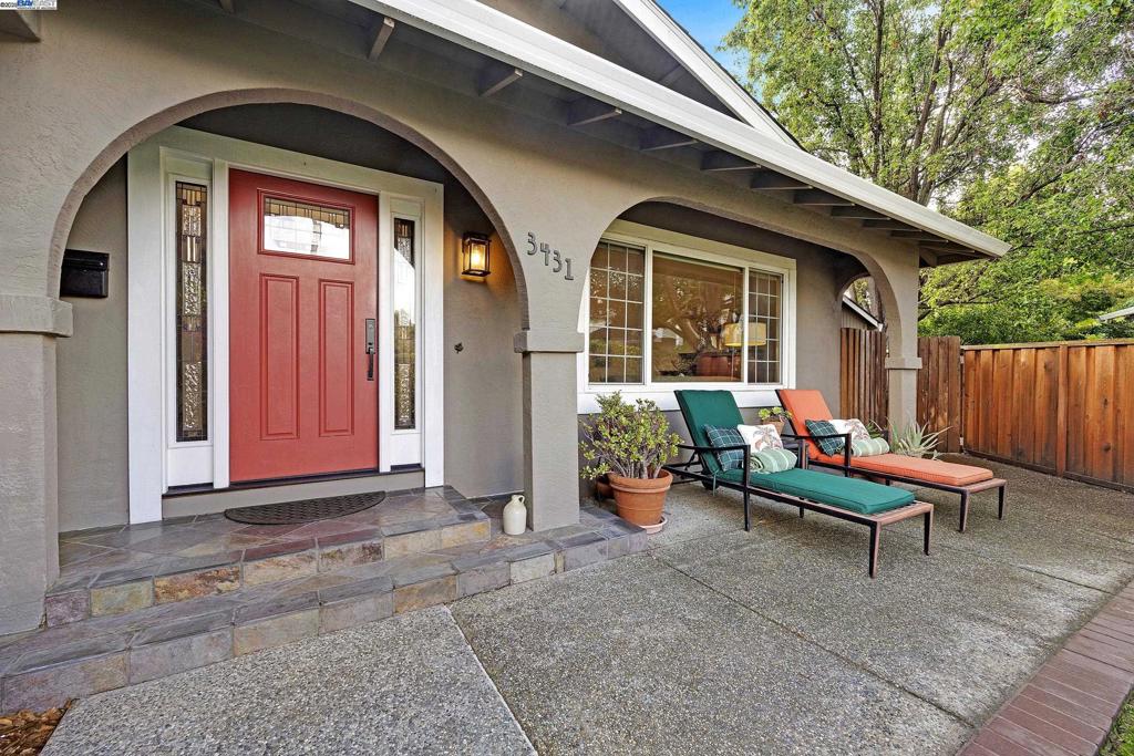 PLEASANT MEADOWS - Residential