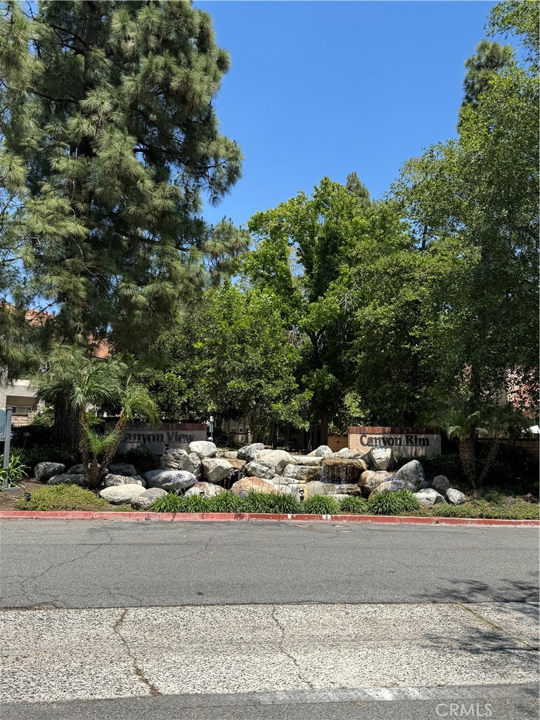 18948 Canyon Hill