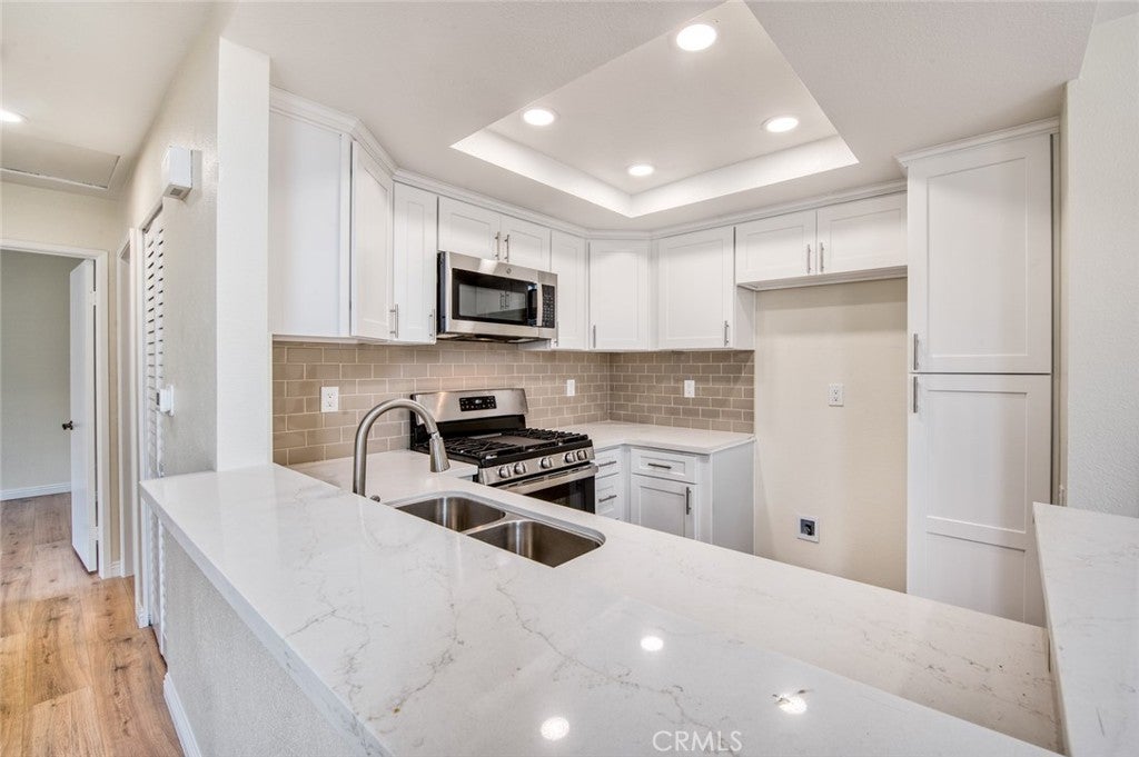 18948 Canyon Hill