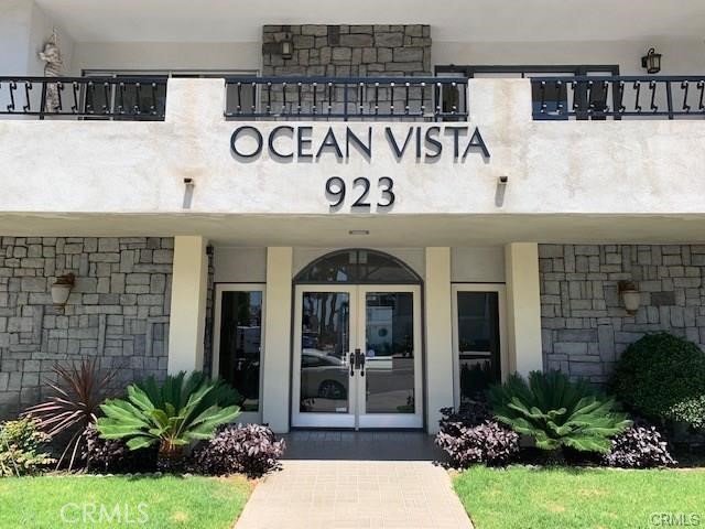 Welcome home right by the Beach! This spacious condo features an open floor living room with fireplace and dining area. It has a cozy kitchen with plenty of storage space, included is a refrigerator, stove and microwave. The primary bedroom has it's own bathroom and walk-in closet, and the 2nd bedroom is nicely sized with large mirrored closet doors. There's a guest bath and a laundry room with shelving; the washer and dryer is also provided. The unit comes with tandem parking spaces located in the subterranean garage, very rare in Long Beach. Quaint complex located in the heart of Downtown. Close to dog parks, shopping areas, restaurants, The Pike, 2nd Street/Belmont, the Art District, Metro and Bus transportation and the freeway.
