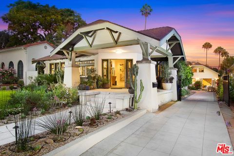 Photo of 1338 N Genesee Avenue, Los Angeles, CA 90046 (MLS # 23303733)