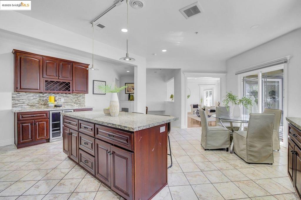 CRESTMONT - Residential