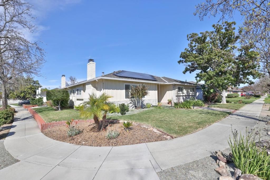 Photo of 1597 Willowmont Avenue, San Jose, CA 95118 (MLS # ML82042022)
