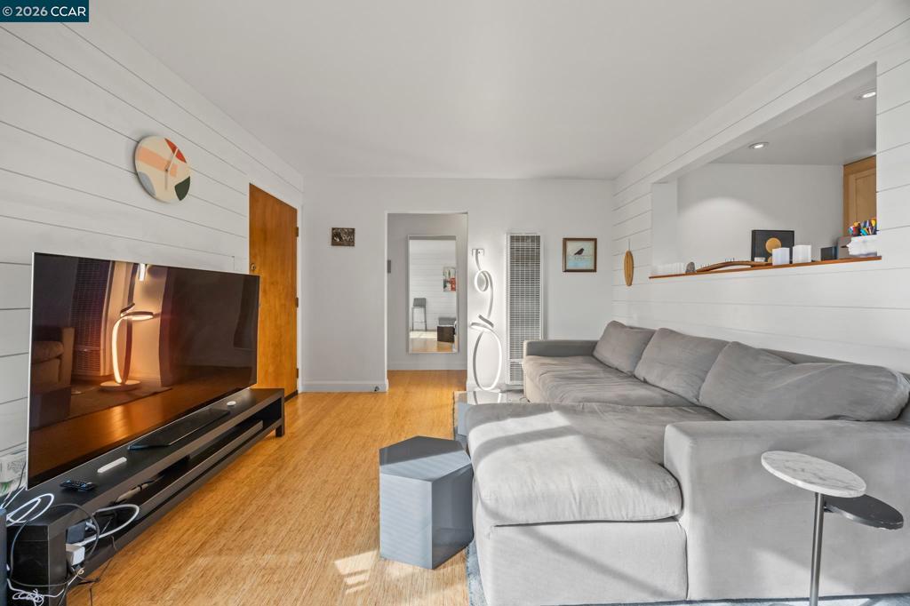 2327 10th Street 4