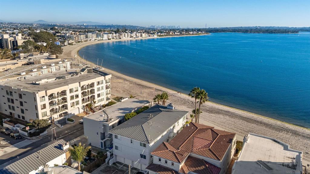 Pacific Beach - Residential