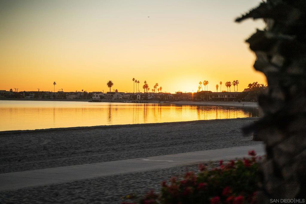 Pacific Beach - Residential