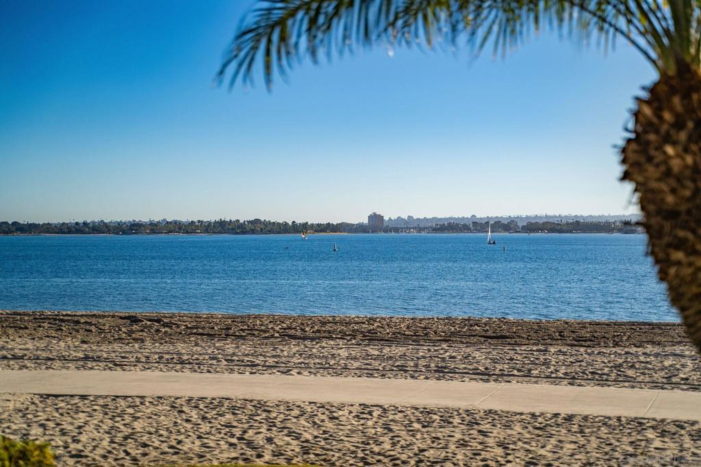 Pacific Beach - Residential