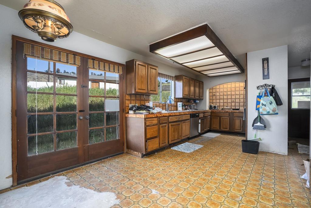4829 DEHESA RD