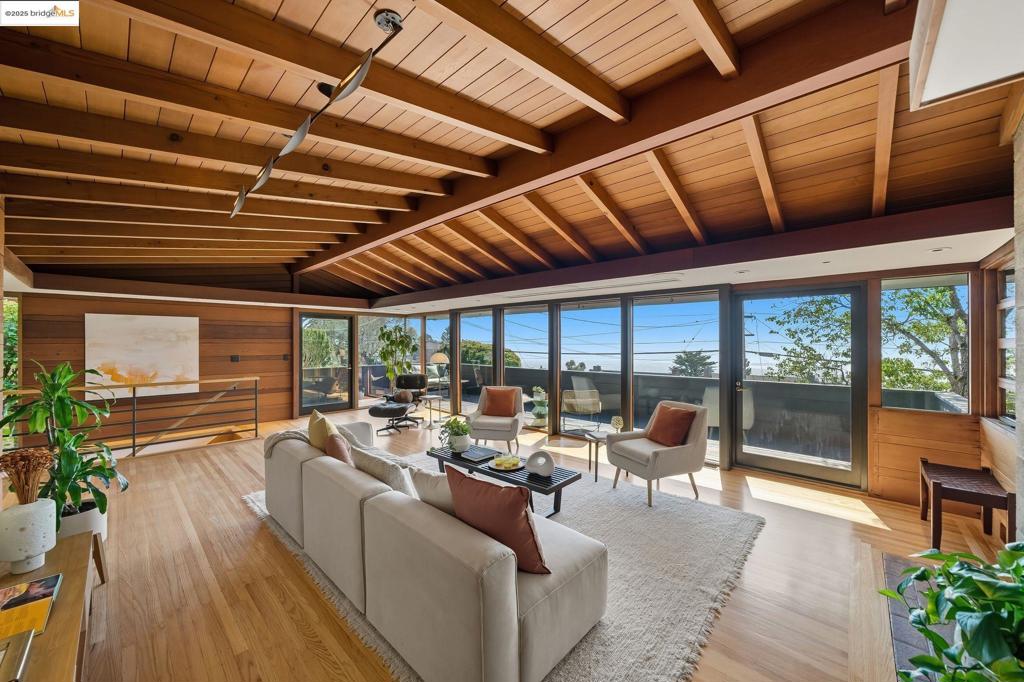 GRIZZLY PEAK - Residential