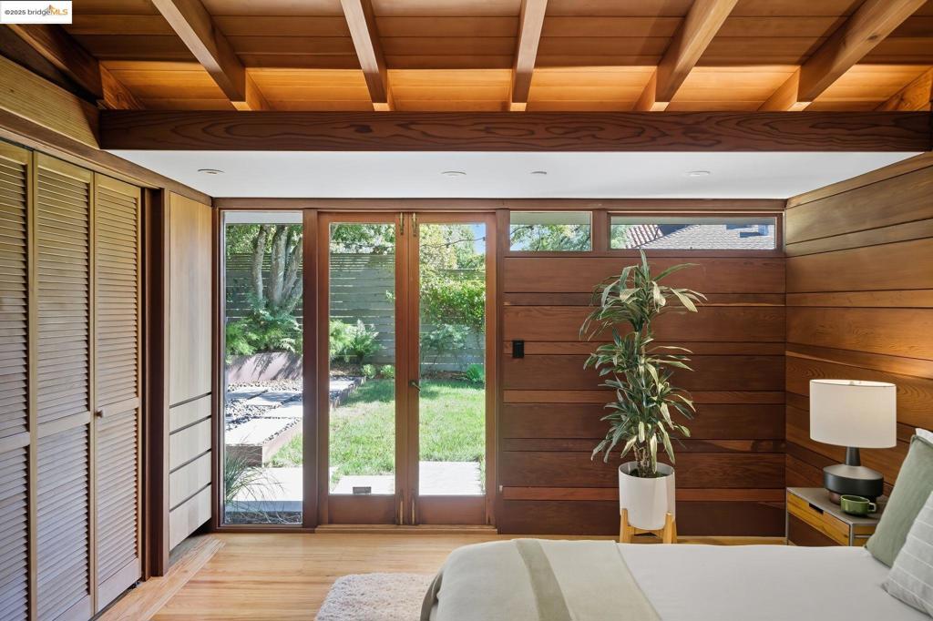 GRIZZLY PEAK - Residential