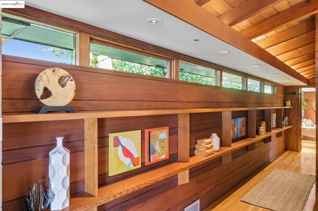 GRIZZLY PEAK - Residential
