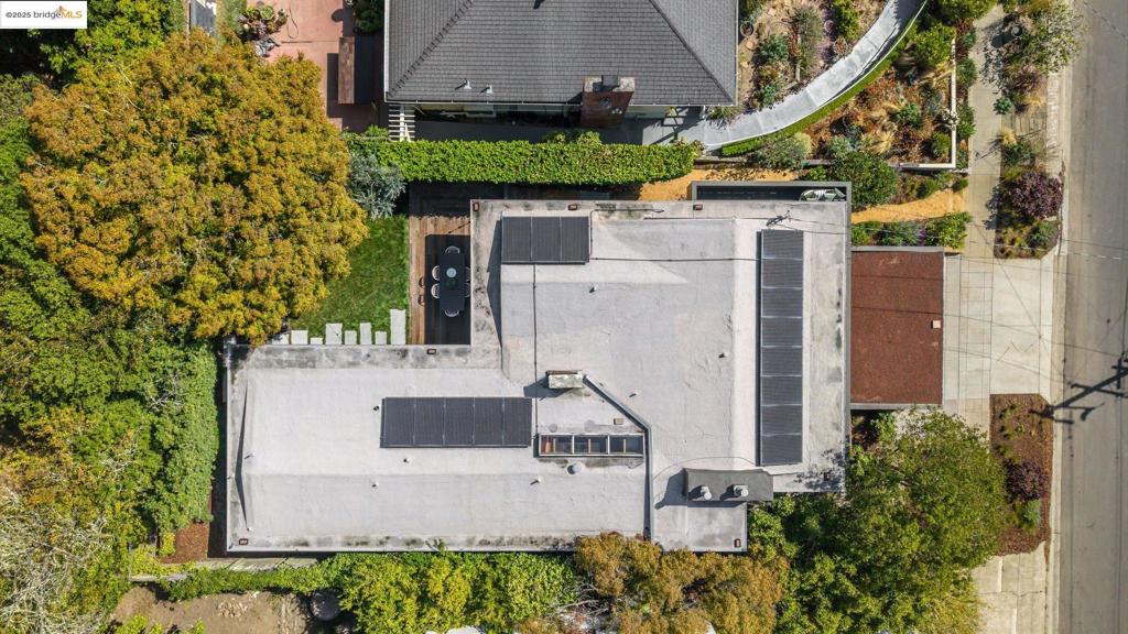 GRIZZLY PEAK - Residential