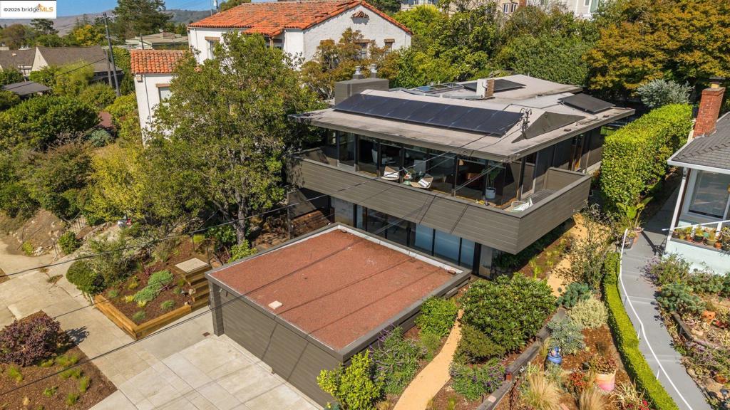GRIZZLY PEAK - Residential