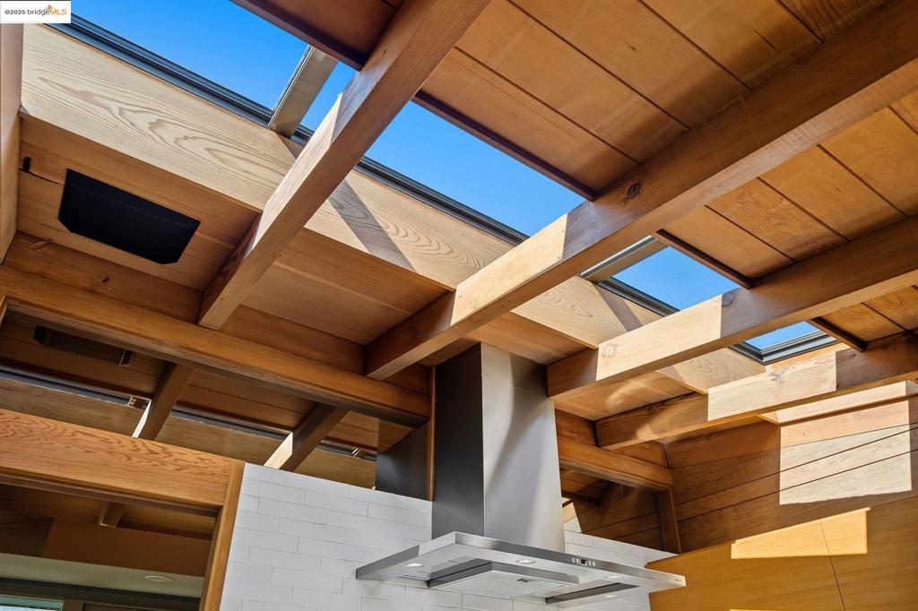 GRIZZLY PEAK - Residential