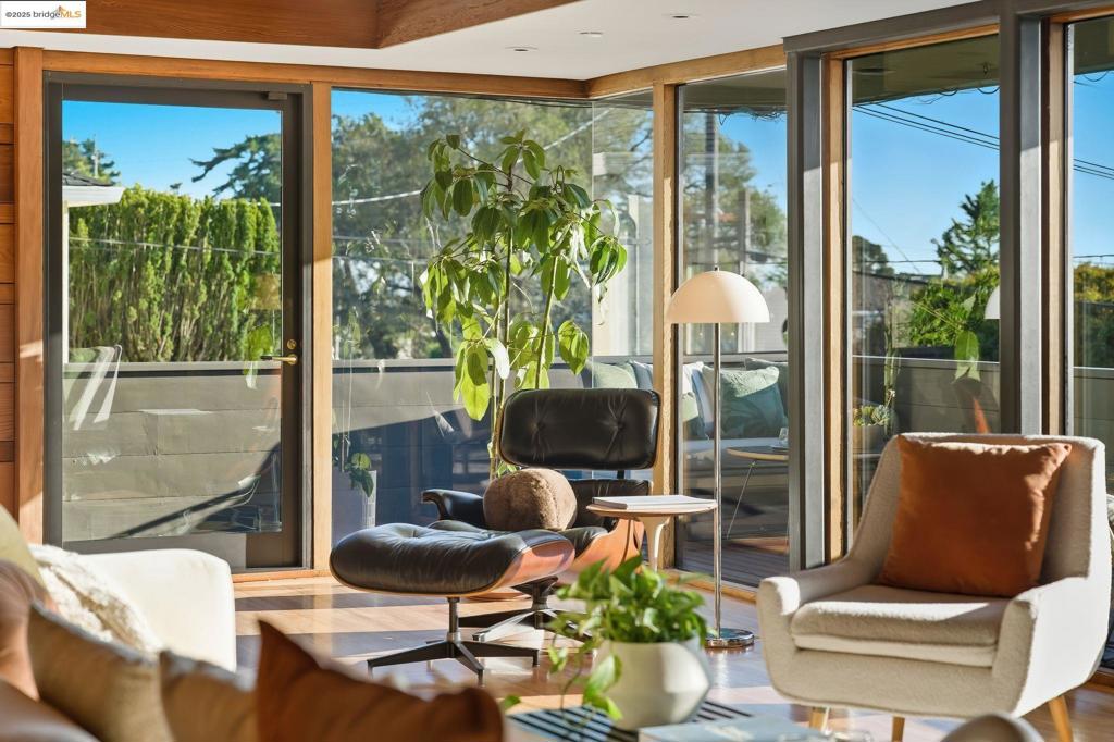GRIZZLY PEAK - Residential